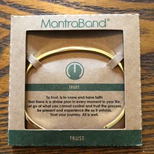 Mantra Band (trust)